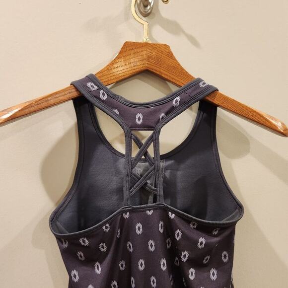Athleta Size XXS Tic Tac Toe Mandala Print Tank Bra - Picture 11 of 12